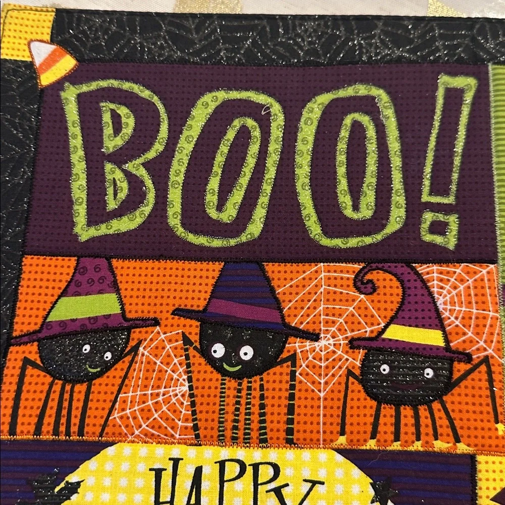 Kohl’s Happy Halloween cloth placemats set of 2 17 1/2 x 13 1/4inch NWT quilted
